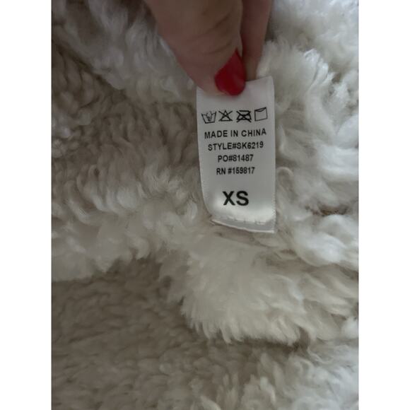 Altar d State Faux Fur Cropped Coat Women XS Tan Snow Winter Cozy Outdoor - Picture 4 of 11